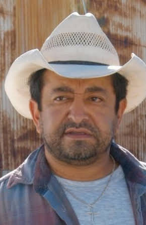 Alejandro Patiño as 