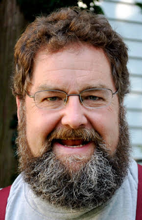 Bradley Mott as Joe Flom