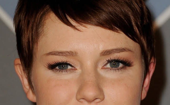 Valorie Curry
