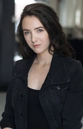 Maude Bouchard as 