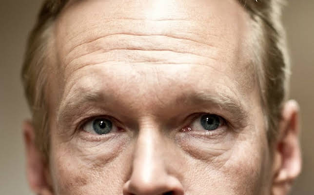Steven Mackintosh