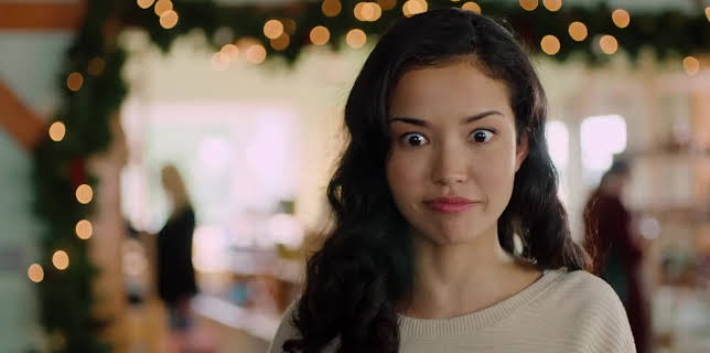 Saying Yes to Christmas (2021)