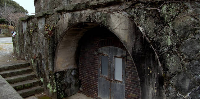 1:00 AM: Abandoned Engineering (S12 E7) (S12) | Yesterday | 11/12 2025