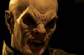 Buffy The Vampire Slayer Season 1: Never Kill a Boy on the First Date