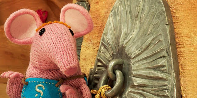 6:10 PM: Clangers (S3) | Cbeebies | 12/17 2025
