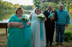 1000-lb Sisters Season 1: Wedding and Weigh-ins