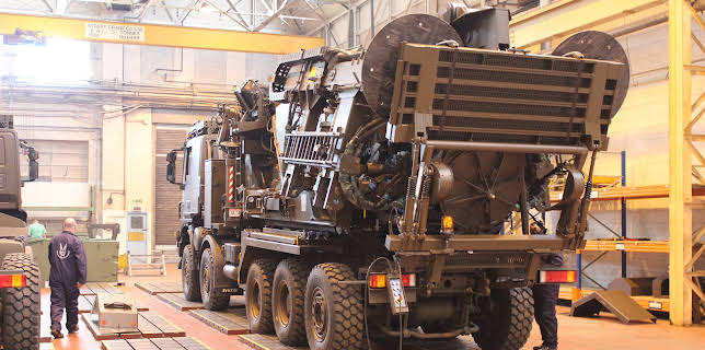 20:35: Hvordan gjør de det? (S13 E12) (S13) | Discovery Science | 11/24 2025