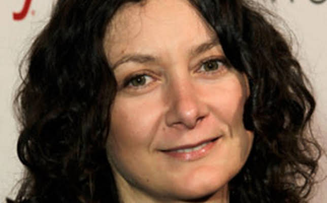 Sara Gilbert