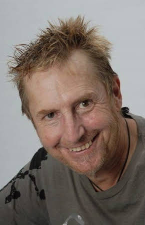 Martin Semmelrogge as 