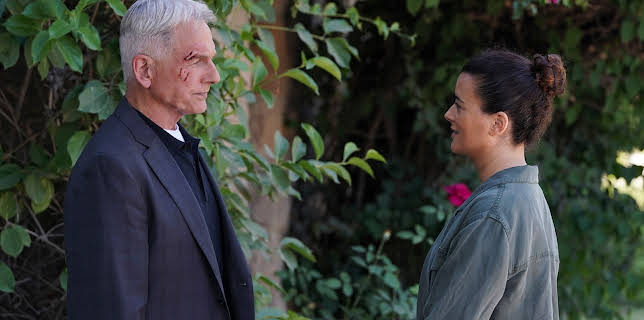 04:40: NCIS (S17 E2) (S17) | TV8 | 11/8 2025