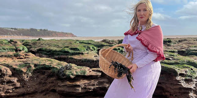 12:15 PM: Bargain Hunt (S68) | BBC One | 3/5 2026