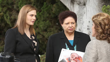 12:10: Bones (S10 E18) (S10) | Viasat Series | 4/28 2026