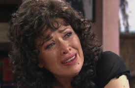 Mariana de la Noche season-1: Mariana de la Noche Capítulo 22