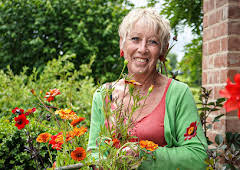 Carol Klein's Summer Gardening
