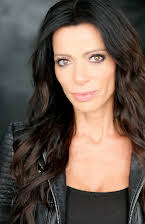 Carlton Elizabeth como 