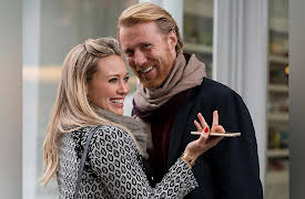 Younger Season 1: Broke and Panty-less