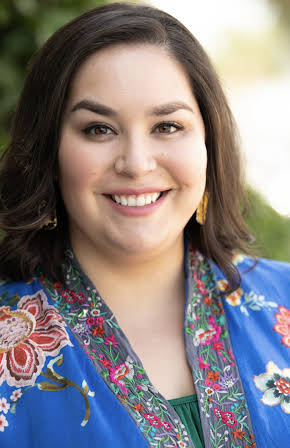 Elora Casados as 