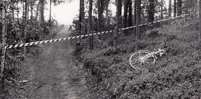 01:00: Drapa i Åmsele: Jakta | NRK 3 | 12/21 2025