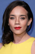 Hannah John-Kamen como 