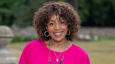 12:00 PM: Homes Under the Hammer (S25 E11) (S25) | BBC Two | 12/24 2025