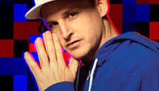 Vergüenza ajena: Sterling y Nina Agdal XXXIX