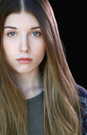 Paris Smith as 