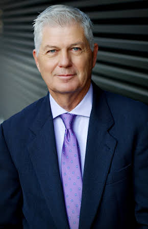 Edward Edwards as Ron Wachter