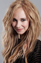 Juno Temple som 