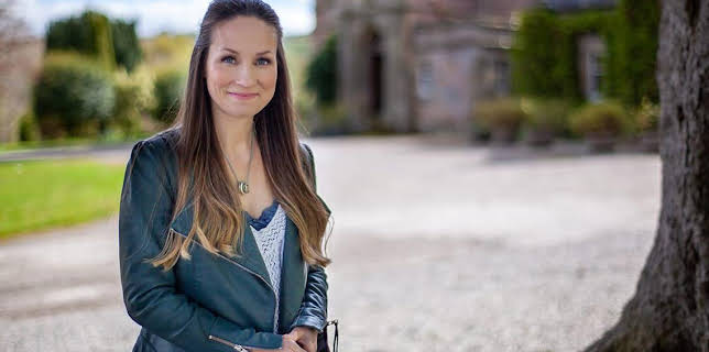 10:00 PM: Transatlantic Sessions (S1 E3) (S1) | BBC Alba | 11/24 2025