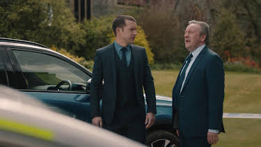 19:30: Morden i Midsomer (S22 E5) (S22) | TV8 | 4/19 2026