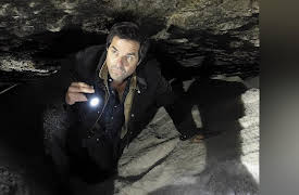 Off Limits: Wrestling Gators