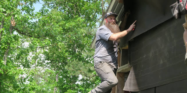 10:15: Homestead Rescue (S2 E13) (S2) | Animal Planet | 5/12 2025