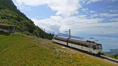 04:35: Spektakuläre Bergbahnen der Schweiz II: "Montreux-Rochers de Naye" – Die Extravagante | 3SAT | 5/11 2026