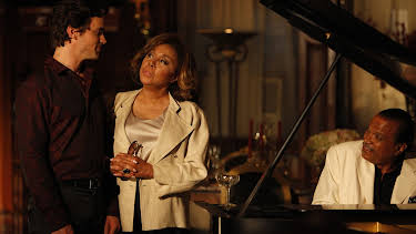 18:00: White Collar (S2 E11) (S2) | Viasat Series | 7/1 2026