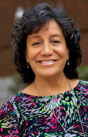 Alejandra Flores as Consuelo