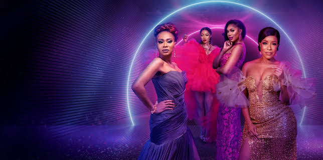 Glamour Girls (2022)