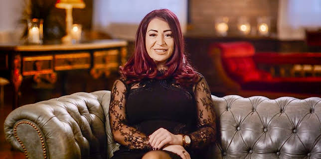 12:25 AM: Adults Only! (S3 E3) (S3) | 5 Star | 1/5 2026