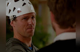Ben and Kate Season 1: Pilot