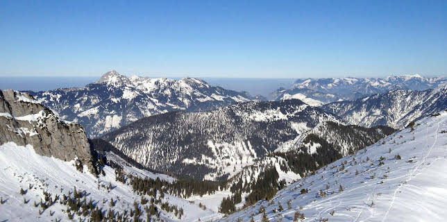 18:45: Bergauf-Bergab | BR Fernsehen | 1/4 2026