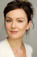 Rachael Stirling som 