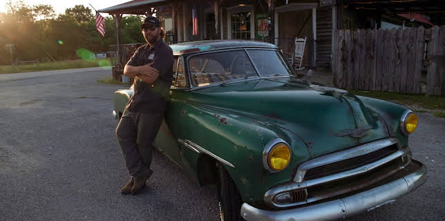 10:05: Roadworthy Rescues (S1 E2) (S1) | Discovery Channel | 11/20 2025