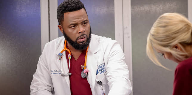 18:10: Chicago Med (S7 E14) (S7) | Viasat Series | 3/12 2026