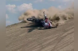 Destroyed in Seconds: News Copter, Motorycle Jump