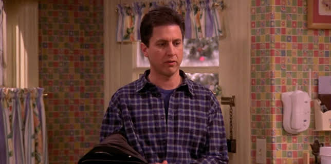 9:40 AM: Everybody Loves Raymond | Channel 4 | 12/22 2025
