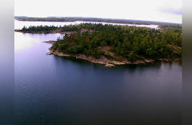 Island Hunters: Trading Up in Sans Souci