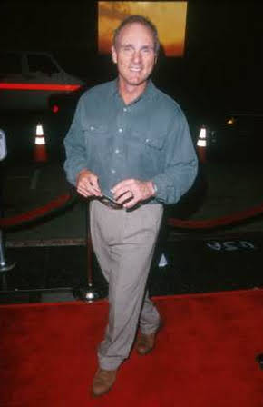 Joe Regalbuto as 