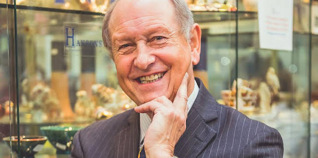 12:05 PM: Bargain Hunt (S47) | BBC One Wales | 11/30 2025