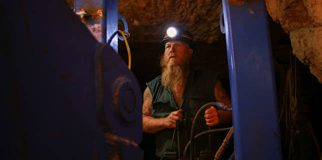 07:15: Outback Opal Hunters (S6 E19) (S6) | Discovery Channel | 3/13 2026