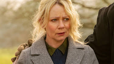 10:00 PM: Whitstable Pearl (S1 E3) (S1) | Drama | 1/13 2026