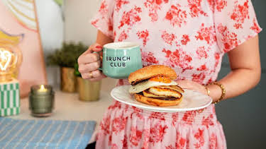 9:50 PM: Brunch le Abigail (S1) | BBC Alba | 4/6 2026